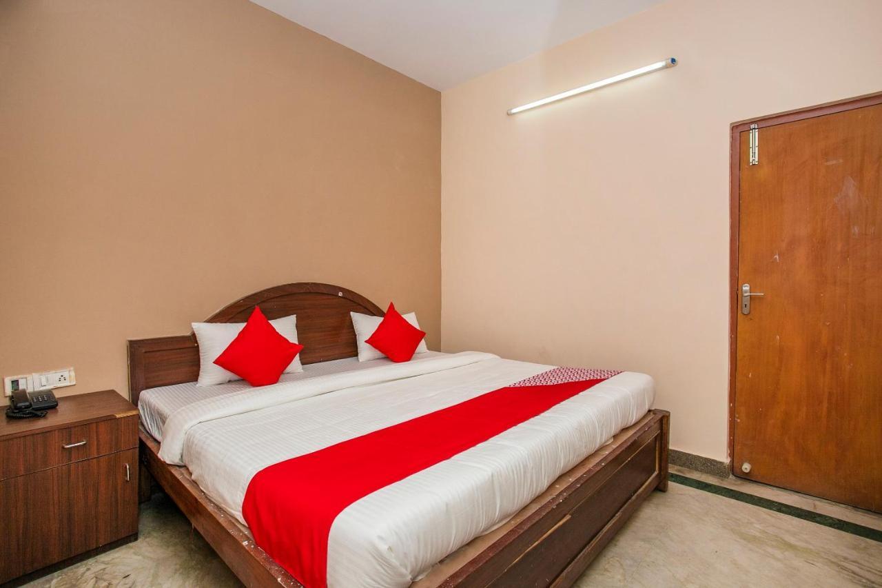 Jālahalli Hotel O Royal Residency Near Hare Krishna Hill מראה חיצוני תמונה