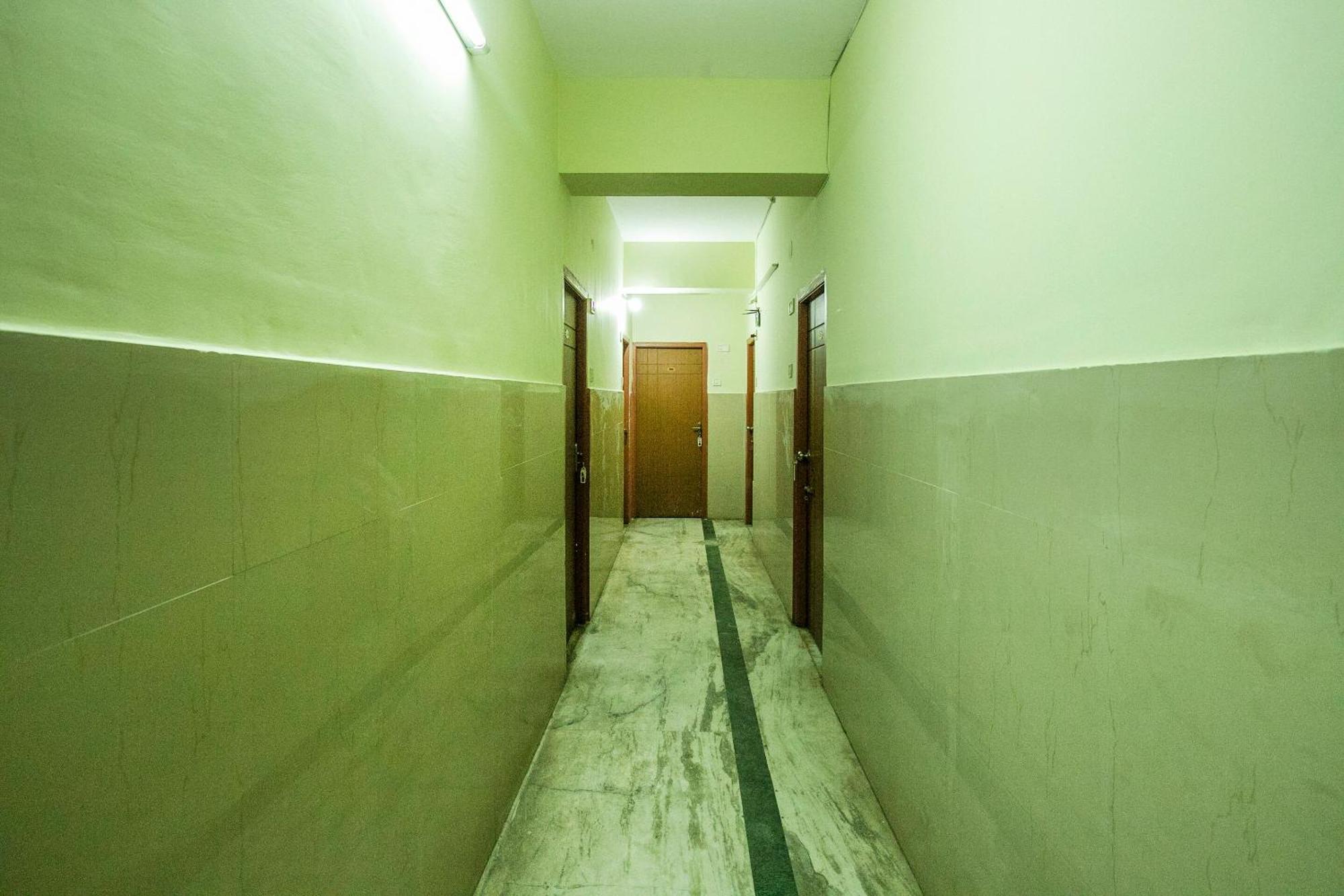 Jālahalli Hotel O Royal Residency Near Hare Krishna Hill מראה חיצוני תמונה